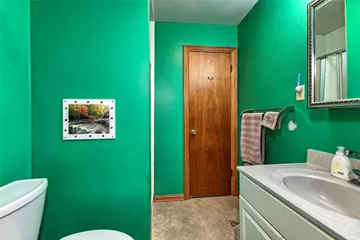 2555 Warren Rd, White Township, PA 15701 - Photo 13
