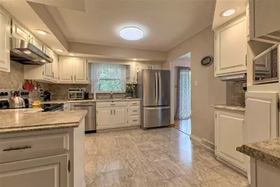 2555 Warren Rd, White Township, PA 15701 - Photo 19