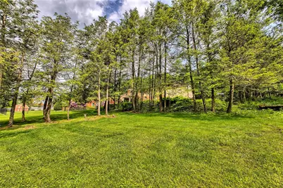 2555 Warren Rd, White Township, PA 15701 - Photo 35