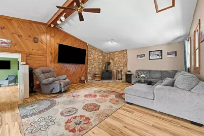 122 Grove Hill Rd, Economy, PA 15005 - Photo 13