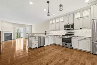 306 Trafalgar Sq, Cranberry Township, PA 16066 - Photo 11