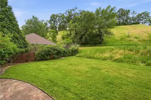 1219 Fairstead Ln, Pittsburgh, PA 15217 - Photo 41