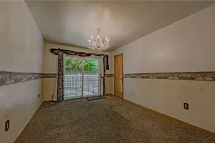 161 Schaffer Ave, Speers Boro, PA 15022 - Photo 5