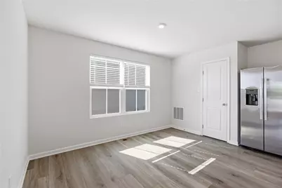 309 Arden Dr, Lancaster Township, PA 16037 - Photo 11
