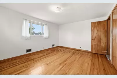 16 Robin Rd, Robinson Twp, PA 15136 - Photo 17