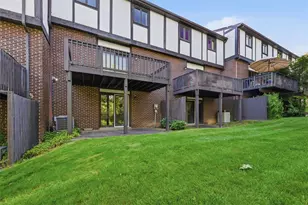 2828 Bingham Dr, Pittsburgh, PA 15241 - Photo 31