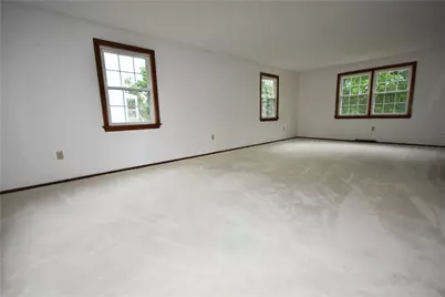 1733 Hathaway Ln, Pittsburgh, PA 15241 - Photo 5