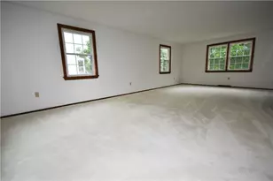 1733 Hathaway Ln, Pittsburgh, PA 15241 - Photo 5