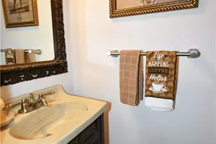 1733 Hathaway Ln, Pittsburgh, PA 15241 - Photo 35