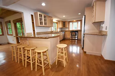 1733 Hathaway Ln, Pittsburgh, PA 15241 - Photo 9
