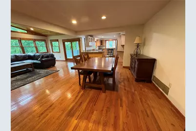 1733 Hathaway Ln, Pittsburgh, PA 15241 - Photo 13