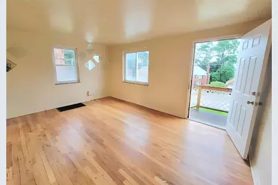 1152 Woodbine St, Pittsburgh, PA 15201 - Photo 7