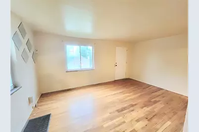 1152 Woodbine St, Pittsburgh, PA 15201 - Photo 9