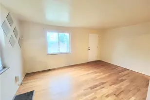 1152 Woodbine St, Pittsburgh, PA 15201 - Photo 9