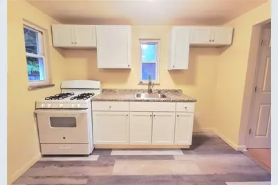 1152 Woodbine St, Pittsburgh, PA 15201 - Photo 5