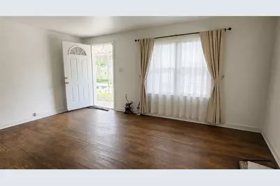 1118 Woodbine St, Pittsburgh, PA 15201 - Photo 3
