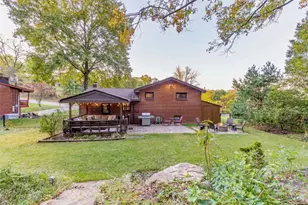 624 Fort Couch Rd, Pittsburgh, PA 15241 - Photo 17