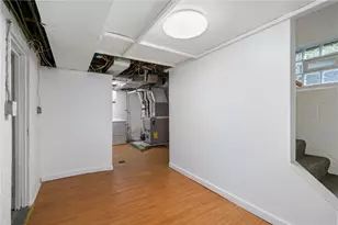 4311 Glen Lytle Rd, Pittsburgh, PA 15217 - Photo 21