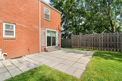 4311 Glen Lytle Rd, Pittsburgh, PA 15217 - Photo 27