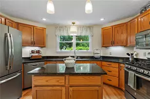 306 Hillcrest Dr, Cranberry Township, PA 16066 - Photo 11
