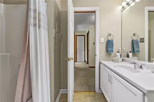 306 Hillcrest Dr, Cranberry Township, PA 16066 - Photo 25