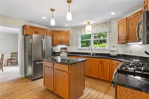306 Hillcrest Dr, Cranberry Township, PA 16066 - Photo 9