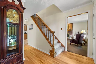 306 Hillcrest Drive, Cranberry Township, PA 16066 - Photo 3
