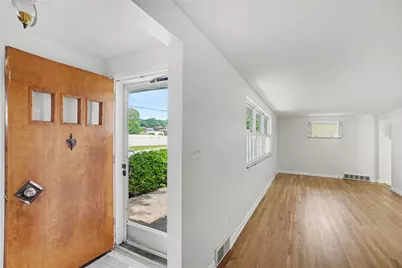 906 Bridge Ave, Hempfield Township, PA 15601 - Photo 5