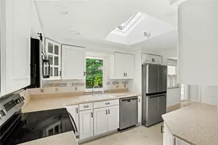906 Bridge Ave, Hempfield Township, PA 15601 - Photo 9