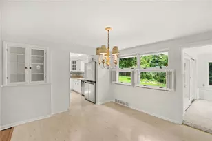 906 Bridge Ave, Hempfield Township, PA 15601 - Photo 11
