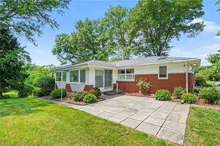 906 Bridge Ave, Hempfield Township, PA 15601 - Photo 29