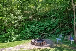 2951 Phillips Dr, Lower Burrell, PA 15068 - Photo 11