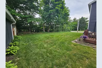1110 Sunrise Dr, Neshannock Township, PA 16105 - Photo 21