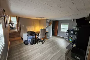 1110 Sunrise Dr, Neshannock Township, PA 16105 - Photo 15