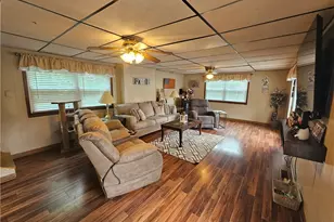 1110 Sunrise Dr, Neshannock Township, PA 16105 - Photo 7