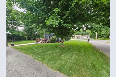 1110 Sunrise Dr, Neshannock Township, PA 16105 - Photo 27