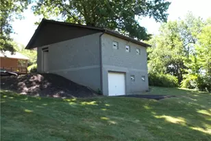 121 Hillcrest Dr, Daugherty Township, PA 15066 - Photo 25