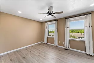 45 Shadow Dr, Pittsburgh, PA 15227 - Photo 15