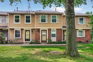 282 Scott Ln, Peters Township, PA 15367 - Photo 1