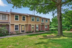 282 Scott Ln, Peters Township, PA 15367 - Photo 3