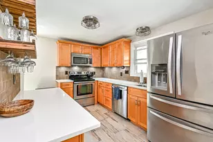 108 Longmount Dr, Ross Twp, PA 15214 - Photo 11