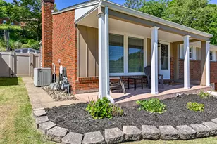108 Longmount Dr, Ross Twp, PA 15214 - Photo 3