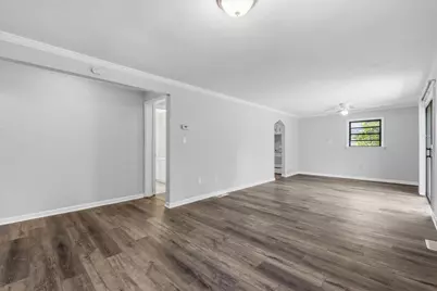 216 Magill Road, Zelienople, PA 16063 - Photo 7