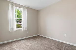 5255 Elmwood Dr, Pittsburgh, PA 15227 - Photo 21