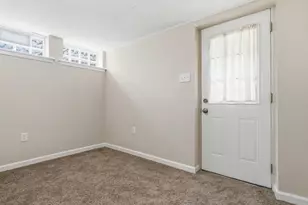 5255 Elmwood Dr, Pittsburgh, PA 15227 - Photo 33