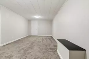 5255 Elmwood Dr, Pittsburgh, PA 15227 - Photo 27