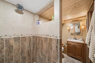 601 Walnut St, Latrobe, PA 15650 - Photo 25