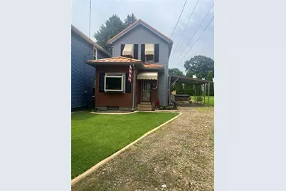 223 Hoeveler, Springdale Boro, PA 15144 - Photo 3