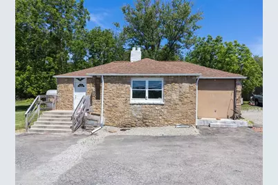 1065 University Dr, Connellsville, PA 15425 - Photo 1