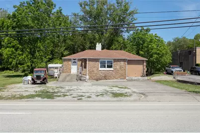 1065 University Dr, Connellsville, PA 15425 - Photo 1